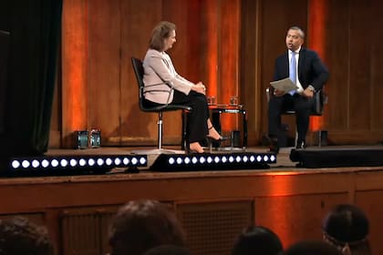 Diana Mondino durante la entrevista criticó a Milei por el caso de la criptomoneda $LIBRA