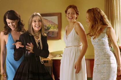 Diane Keaton, junto a sus hijas del film ¡Porque yo lo digo!