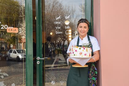 Dicha y su creadora.
