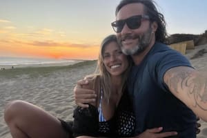 Diego Torres compartió una tierna postal de verano junto a su novia