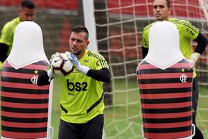 Diego Alves: el atajapenales de Flamengo que hacía sufrir a Cristiano Ronaldo