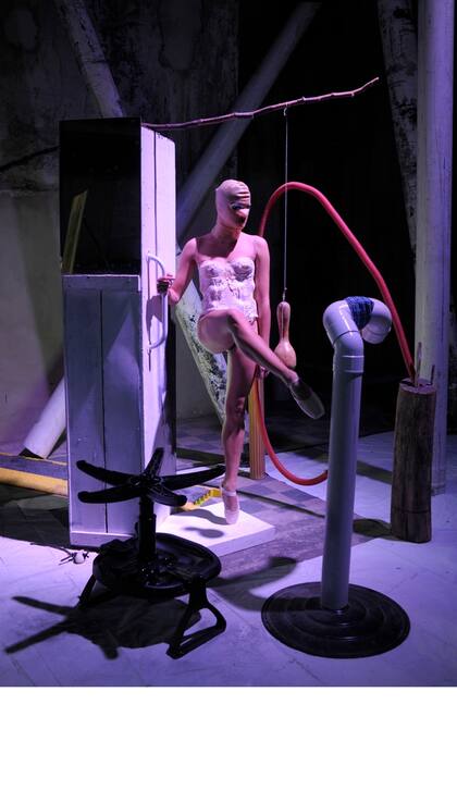 DIEGO BIANCHI Y LUIS GARAY. Under de sí, performance en Matadero Madrid