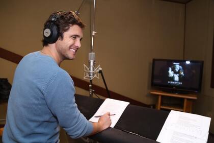 Diego Boneta deja de lado a Luis Miguel para poner su voz a un innovador documental sobre la vida animal