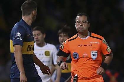 Diego Ceballos vuelve a dirigir tras el escndalo en la final de la Copa Argentina