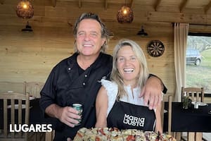 La pareja argentina que creó un encantador restaurante en las sierras uruguayas