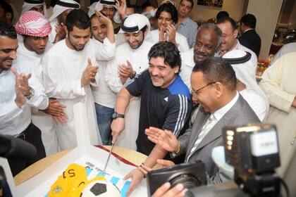 Diego festejó su cumpleaños N°51 en Dubai