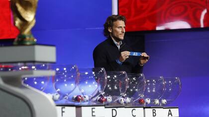 Diego Forlán, en el simulacro del sorteo del Mundial