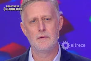 Diego ganó 6 millones de pesos en Los 8 escalones, pero en medio del festejo le hizo un inesperado reclamo a Guido Kaczka (Foto: Captura eltrece)