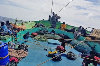 La pequeña isla británica militarizada en el Índico que se convirtió en un “infierno” para decenas de migrantes varados