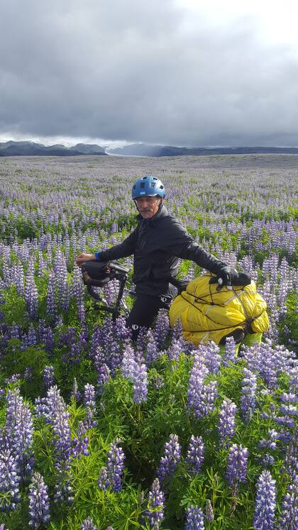 Diego García Tedesco, a cargo del restarurante Austria, recorrió la isla en bici en junio pasado.