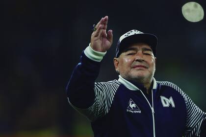 Diego Maradona, en una de sus últimas apariciones públicas como DT de Gimnasia
