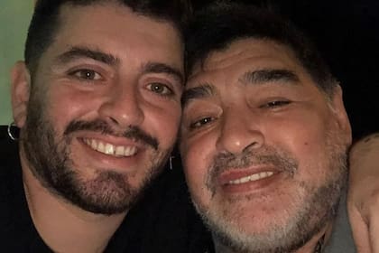 Diego Maradona Jr. junto a su papá, Diego Armando Maradona
