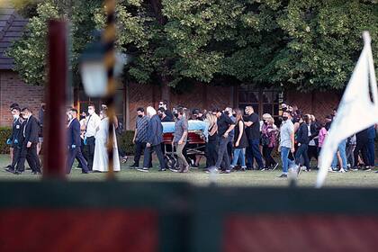 Diego Maradona rumbo a su descanso final