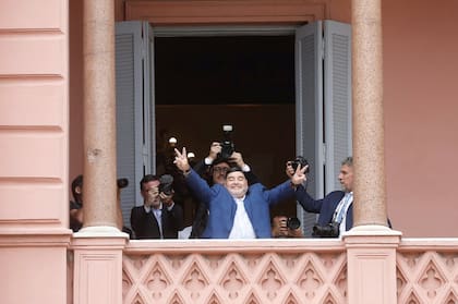 Diego Maradona se reunió con Alberto Fernández en la Casa Rosada