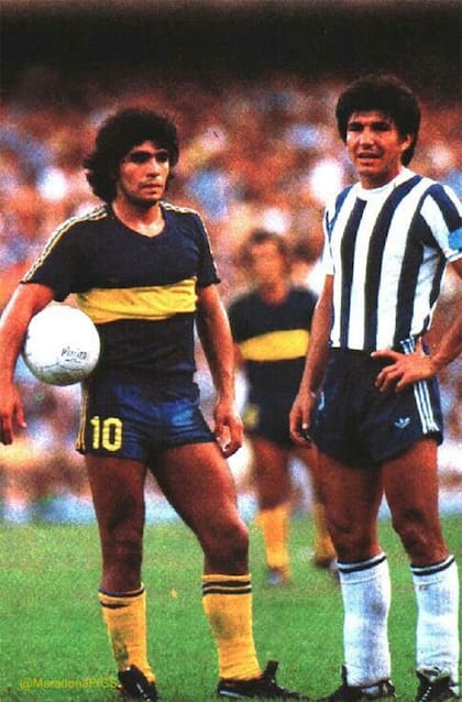 Diego Maradona y Luis Galván fueron compañeros en un Mundial, pero también se cruzaron en los duelos de Boca y Argentinos contra Talleres