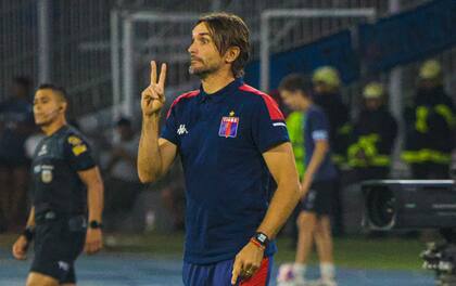 Diego Martínez planea varias modificaciones para visitar a Academia Puerto Cabello