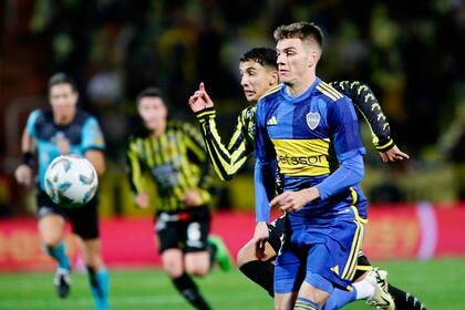 Diego Martínez recupera a Kevin Zenon, uno de los mejores jugadores de Boca en lo que va del año