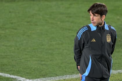 Diego Placente es el entrenador de la selección Sub 17 de la Argentina