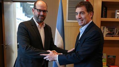 El vice jefe de gobierno porteño Diego Santilli con el alcalde de Santiago de Compostela Martiño Noriega