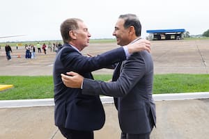 Diego Santilli y Gustavo Valdés, hoy, en Corrientes