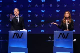 Santilli y Tolosa Paz polarizaron el debate de los candidatos bonaerenses
