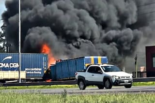 Quiénes eran las tres víctimas del choque múltiple e incendio en la autopista Panamericana
