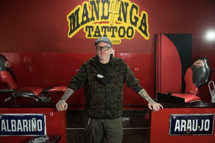 Diego Staropoli, tatuador, dueño de Mandinga Tattoo