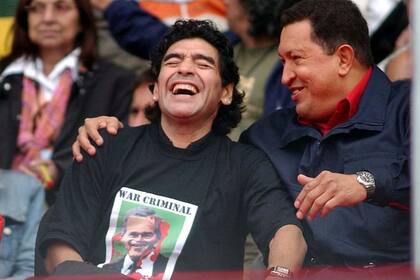 Diego Maradona y Chávez, en la contracumbre del ALCA, en Mar del Plata, noviembre de 2005