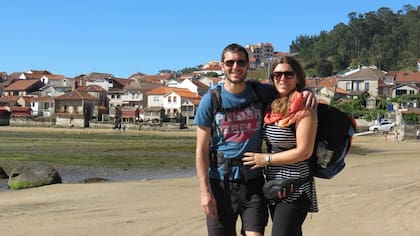 Dieron comienzo a su viaje y en el festival, con un par de cervezas extra la amistad traspasó lo físico