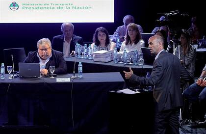 Dietrich (der.), al exponer ayer en la audiencia