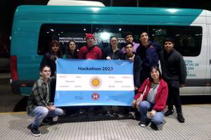 Un colegio de Esteban Echeverría participó en la primera hackatón de escuelas técnicas del Mercosur