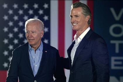 "Diez respuestas técnicas no bastan": Newsom admitió que los demócratas fallan al comunicar propuestas de forma accesible