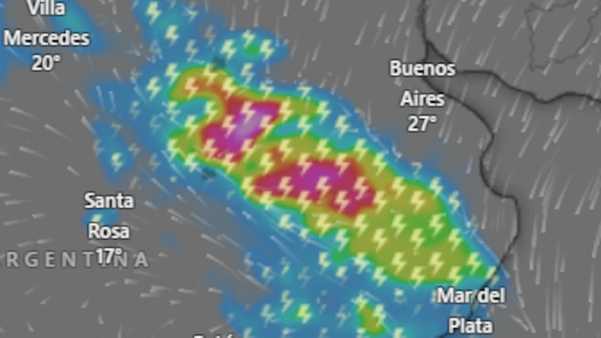 Hay alerta naranja y amarilla por tormentas, lluvias, viento y viento zonda para este lunes 16 de marzo: las provincias afectadas