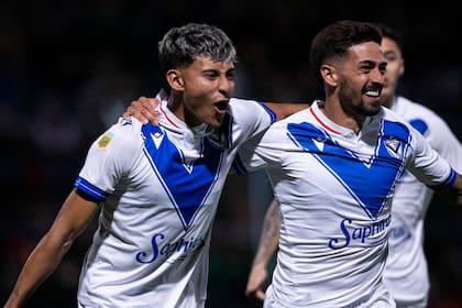 Dilan Godoy y Lanzini, los goleadores