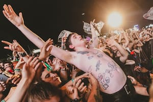 En Cosquín Rock, Dillom, Hilda Lizarazu y NTVG respaldaron a los artistas criticados por Milei