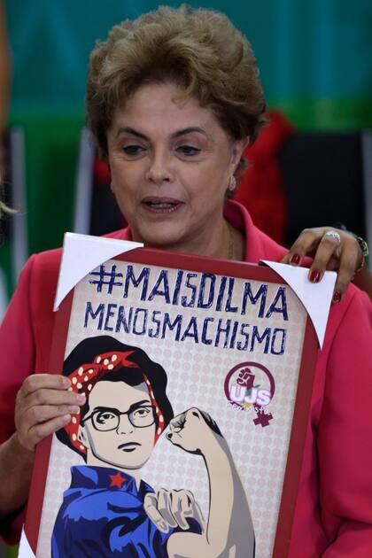 Dilma propuso ayer un gran pacto nacional para salir de la crisis política