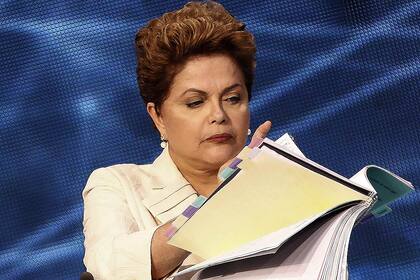 Dilma Roussef durante el el primer debate presidencial en Brasil