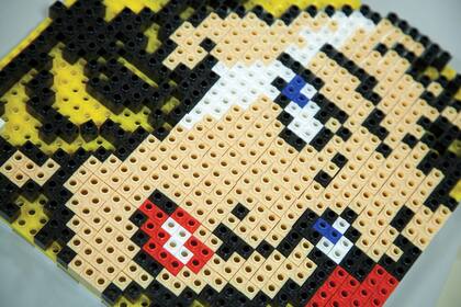 Dimare también produce el Pixelín, un juego para dibujar con bloquecitos individuales.