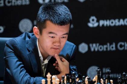 El chino DIng Liren, rival de Nepomniachtchi en el campeonato mundial de ajedrez que se disputa en Kazajistán desde este domingo