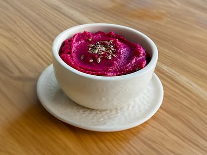 Dip de remolachas y porotos