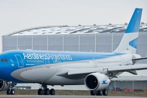 Diputados debatirá un proyecto de Máximo Kirchner para bloquear la privatización de Aerolíneas Argentinas