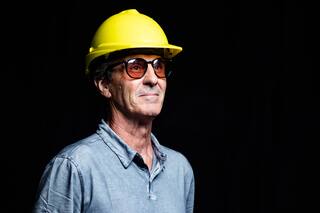 Fuerza Bruta, en el mismo escenario donde tocaron Jimi Hendrix, Led Zeppelin y Pink Floyd