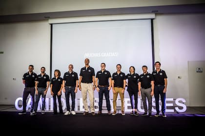 Directivos y gerentes de Mercedes-Benz Camiones y Buses.