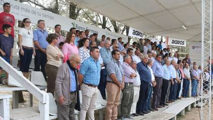 Dirigentes rurales y funcionarios en la Expo Formosa 2017