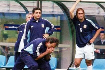 Dirigió 85 partidos a la selección argentina entre 1998 y 2004, y sólo perdió 11, pero la eliminación en la primera rueda de Corea-Japón 2002 siempre será el dolor deportivo de su vida