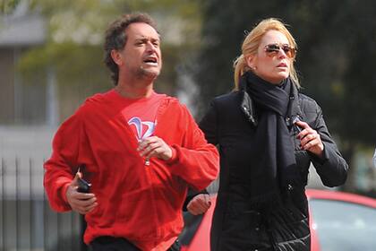 Disciplinada, Viviana sigue al pie de la letra las instrucciones de Daniel Meaglia