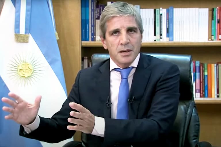 Las medidas del gobierno de Javier Milei, en vivo: Luis Caputo anuncia medidas económicas