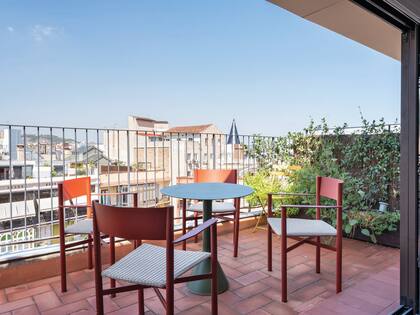 Diseño exterior en sintonía con las formas y colores del interior.