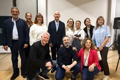 Disertantes y organizadores de la Feria a.362: José Luis Lorenzo, Marilyn Cristófani, Carola Zech, Sergio Baur, Cintia Mezza, Cecilia Rabossi, Elena Oliveras, Mariana Giordano, Juan Travnik, Daniel Fischer y Silvia Tissembaum