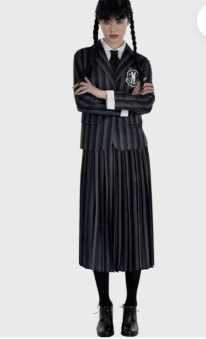 Disfraz de Wednesday con el uniforme de la Academia Nevermore (Ebay)